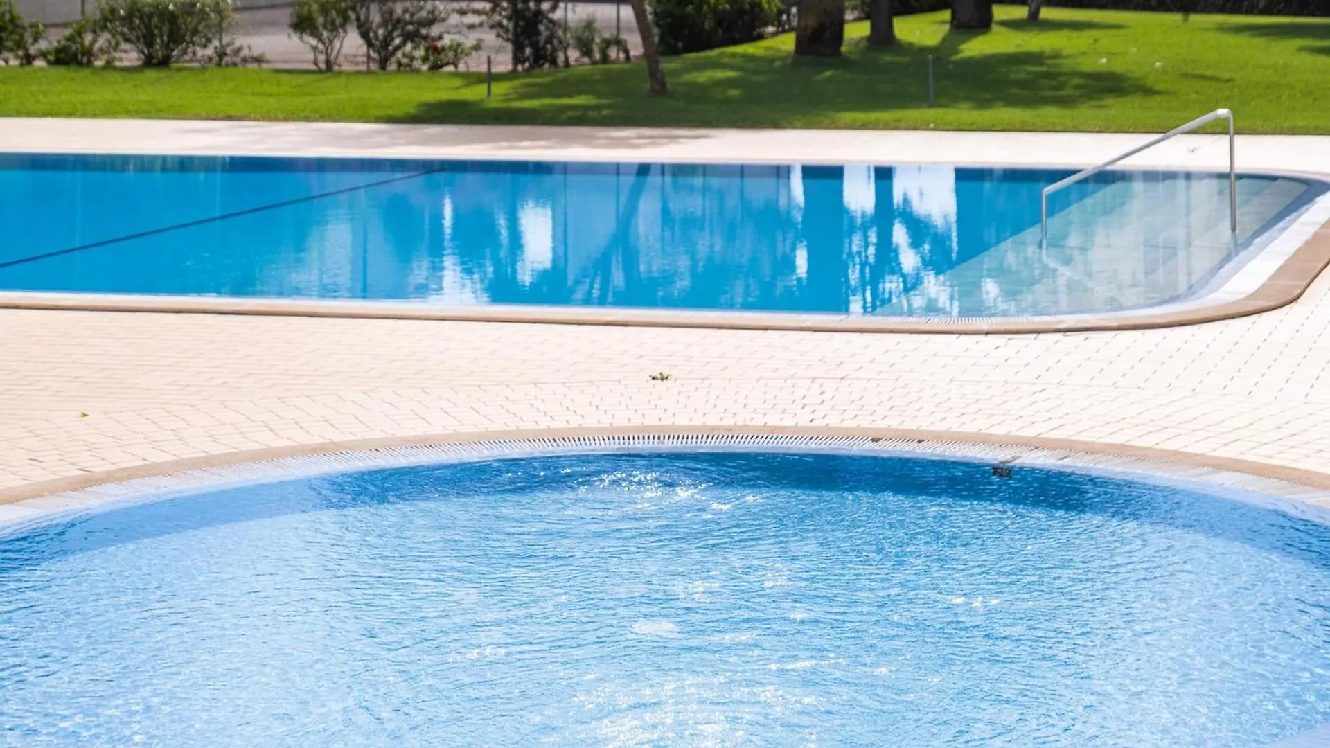 Apartment With Swimming Pool Alvor